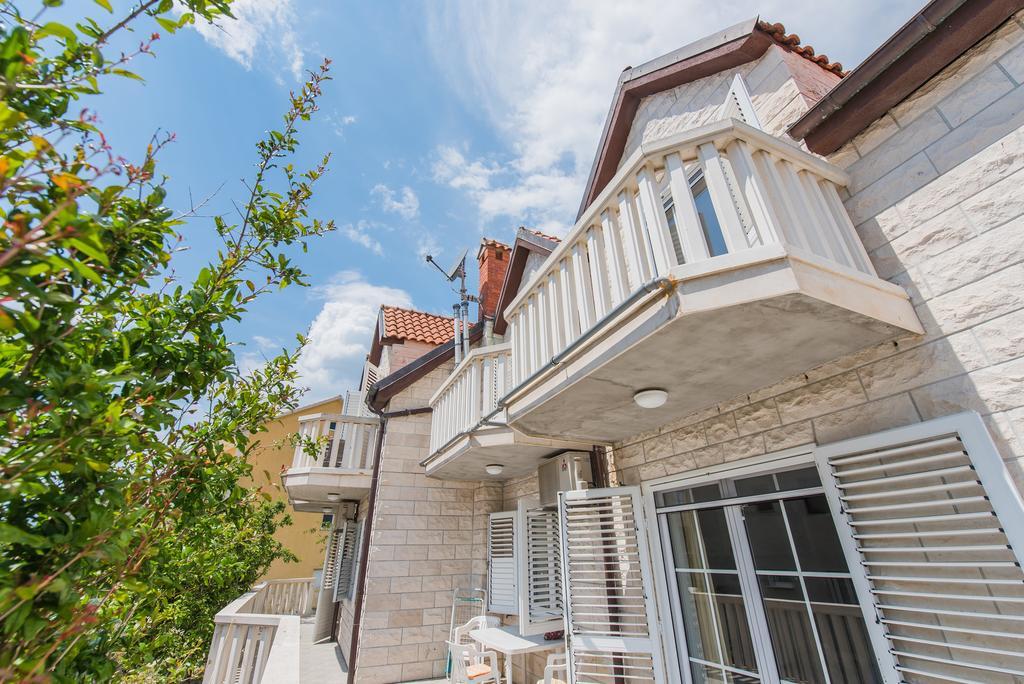 Villa Mandic Kaštela Eksteriør bilde